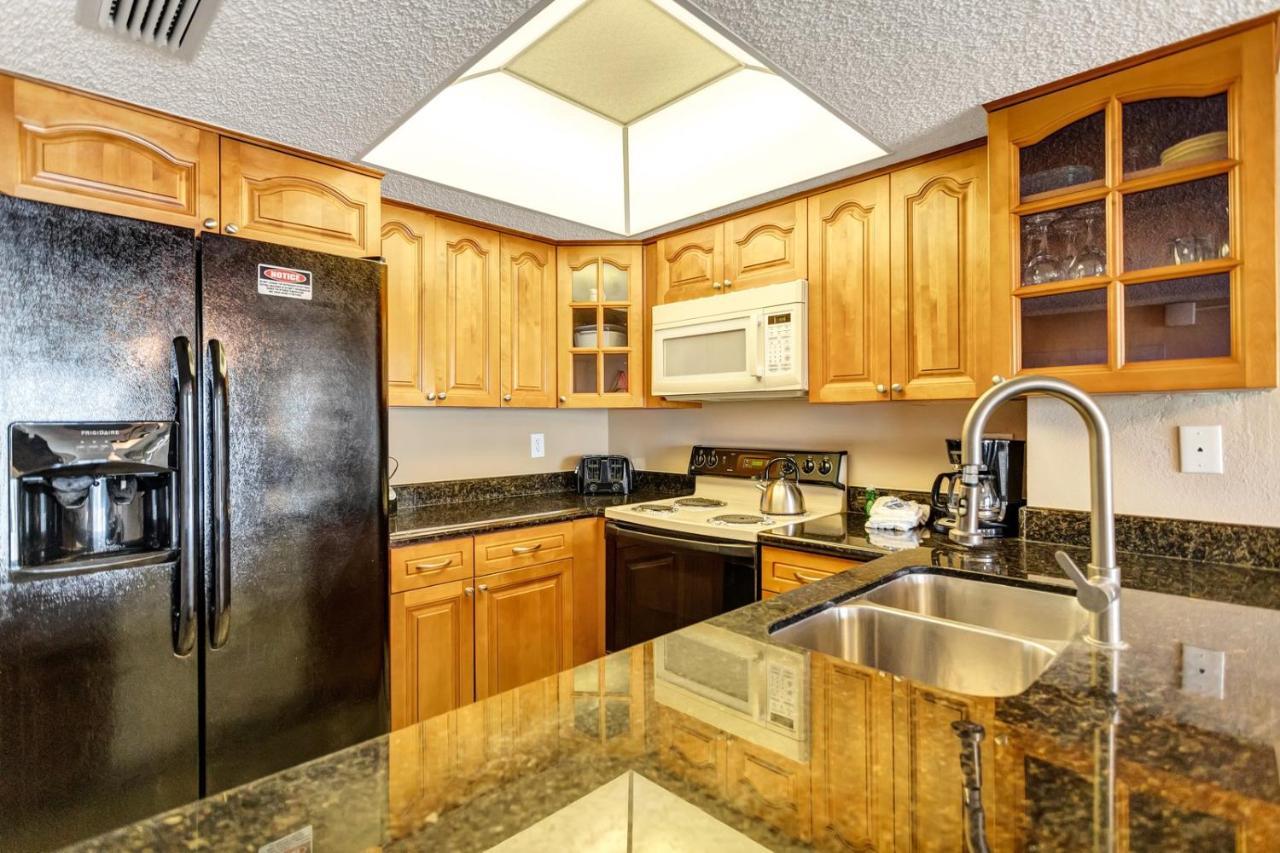 301 Sandy Shores Condos St. Pete Beach Exterior photo